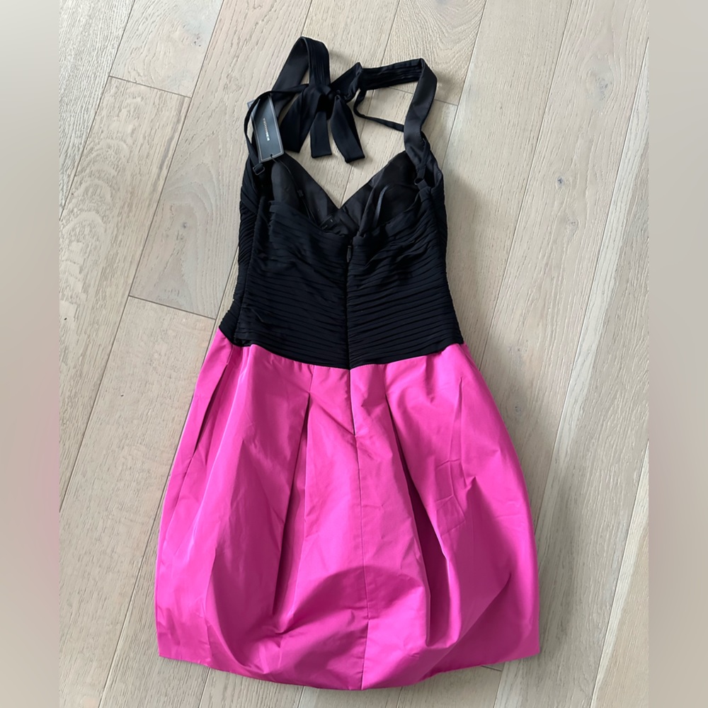 BCBG MaxAzria Dress - size 6 - New with tags